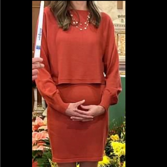 Sweater and skirt set - Picture 6 of 6